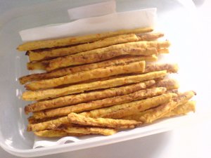 Recept online: Tyčinky z bramborového těsta: Pochoutka na zakousnutí z křehkého bramborového těsta